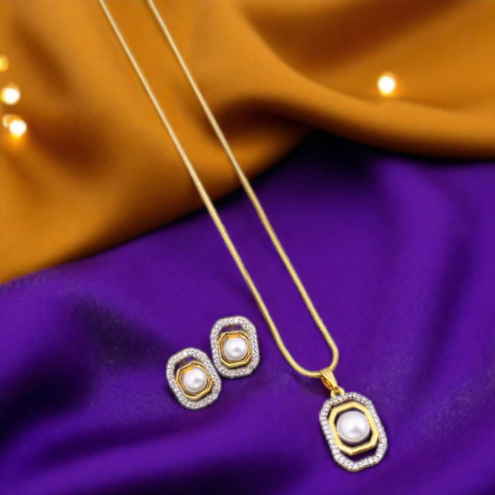 Golden Darla Zirconia Pendant Set