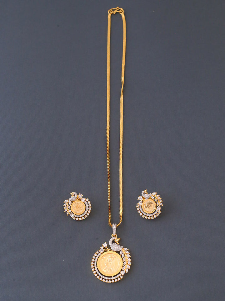 Golden Dessy Pendant Set