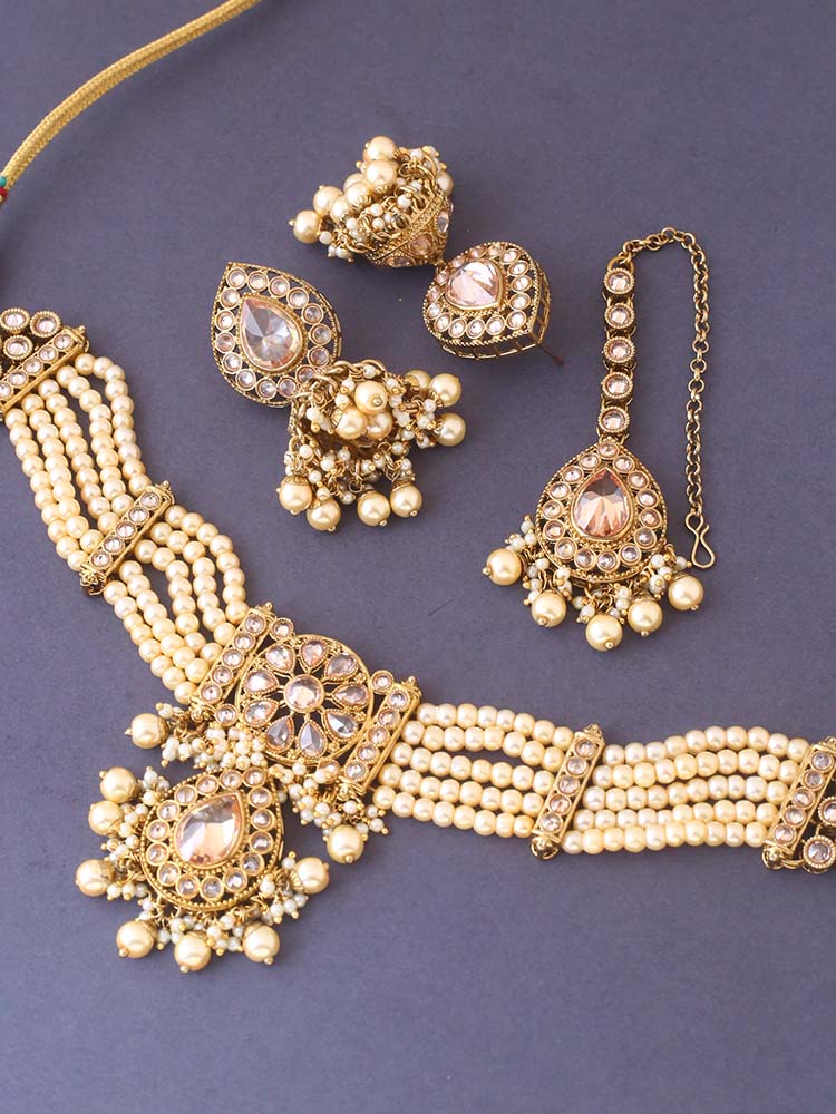 Golden Devika Jewellery Set