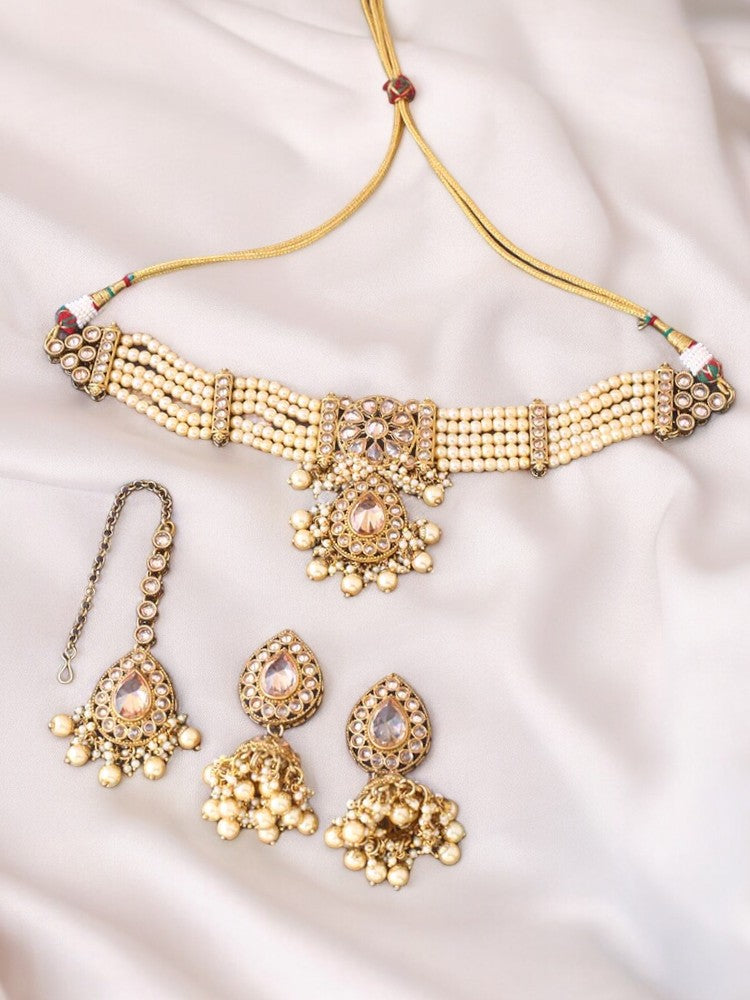 Golden Devika Jewellery Set