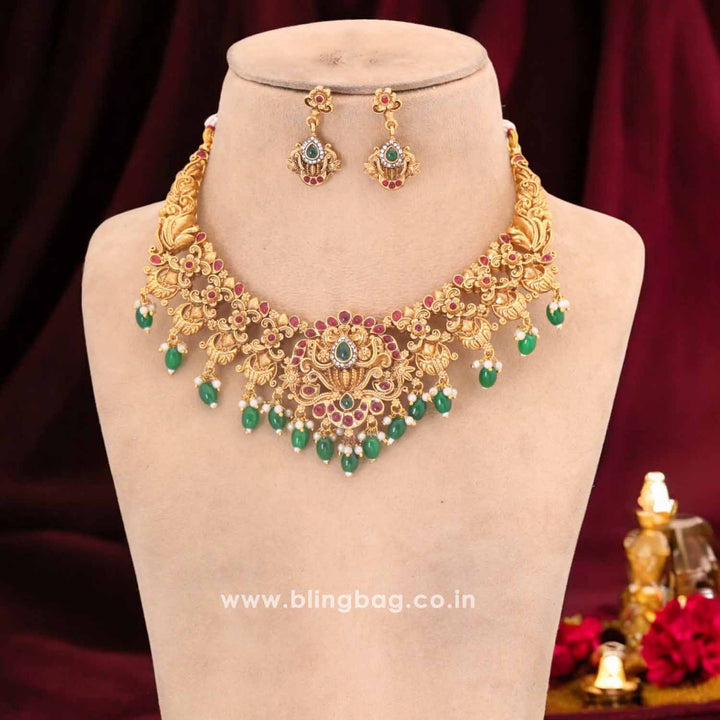 Golden Dhirani Hasli Antique Jewellery Set - New Arrival
