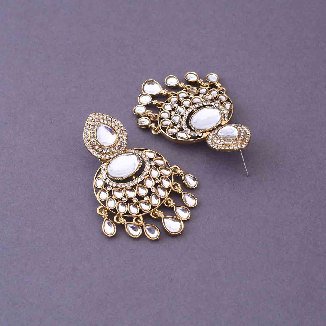 Golden Diyanshi Chandbalis