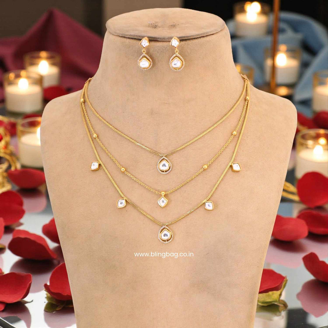 Golden Diyashi Antique Jewellery Set