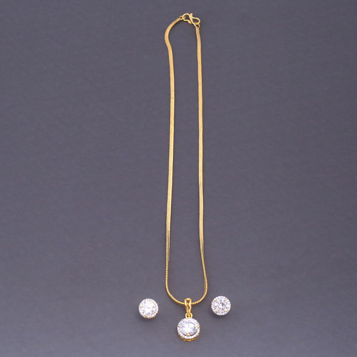 Golden Dolcie Zirconia Pendant Set