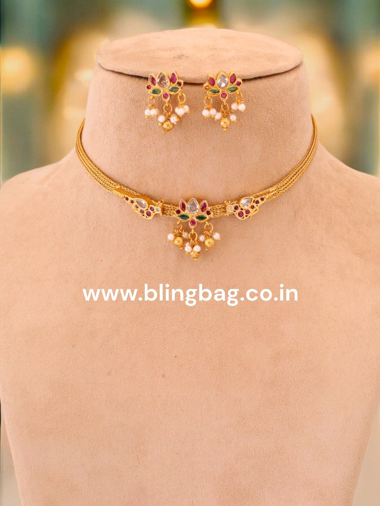 Golden Dorothea Antique Jewellery Set - New Arrival