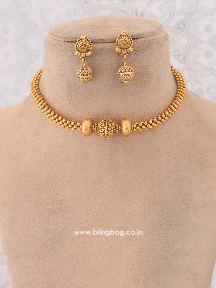 Golden Draupadi Temple Jewellery Set