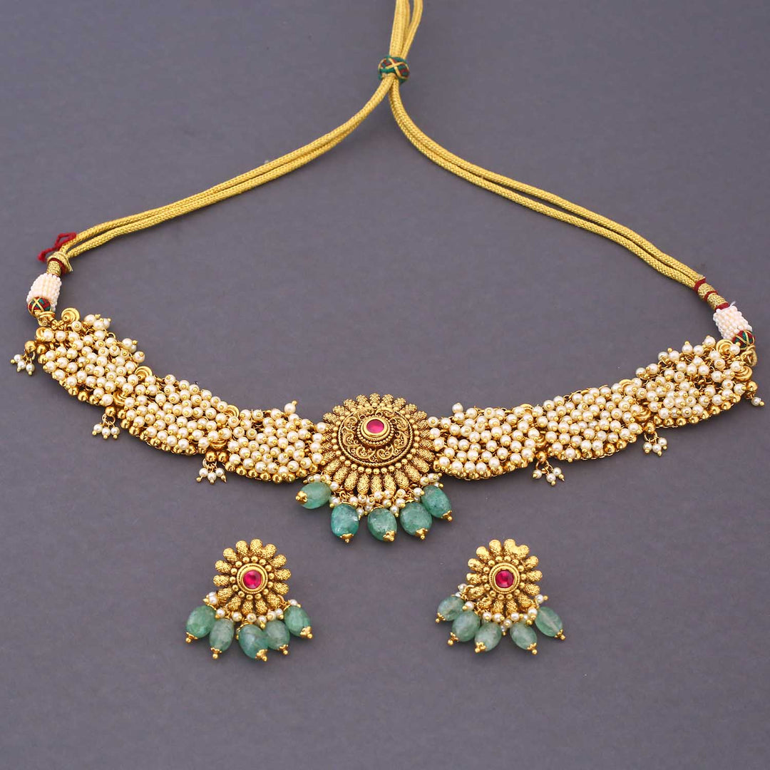 Golden Drisana Antique Jewellery Set