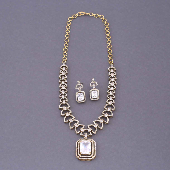 Golden Echoes Victorian Jewellery Set - New Arrival