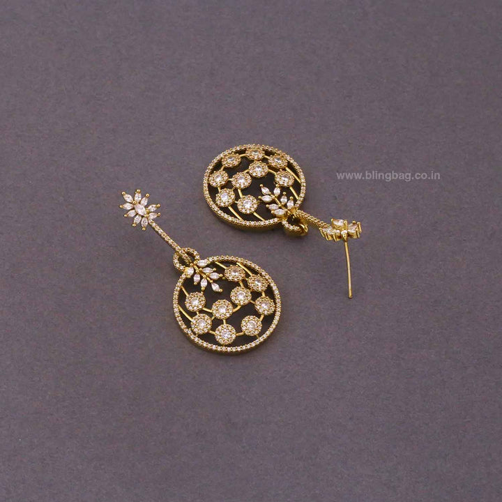 Golden Eiee Victorian Danglers