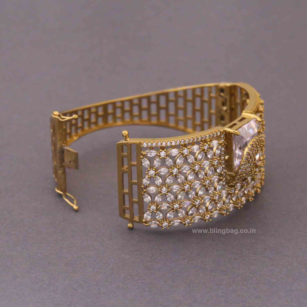 Golden Elenaie Victorian Bracelet