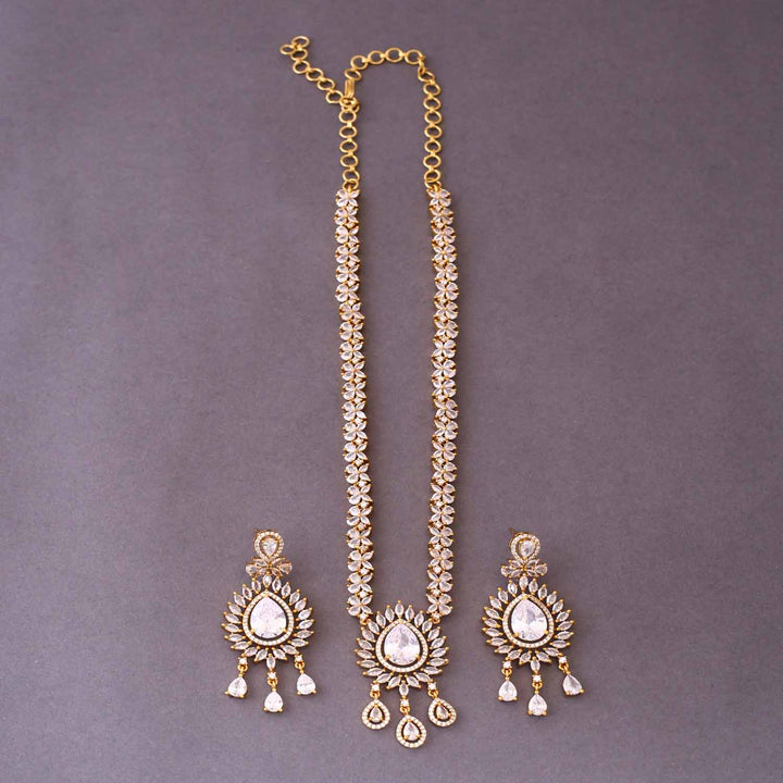Golden Eliete Victorian Jewellery Set - New Arrival