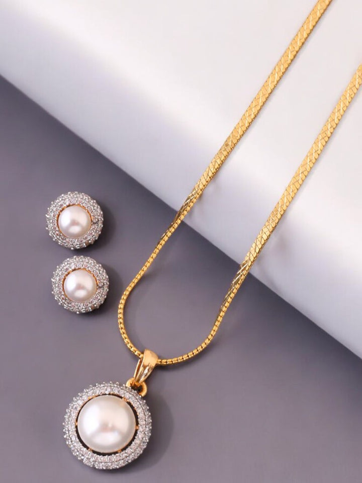 Golden Emer Pendant Set