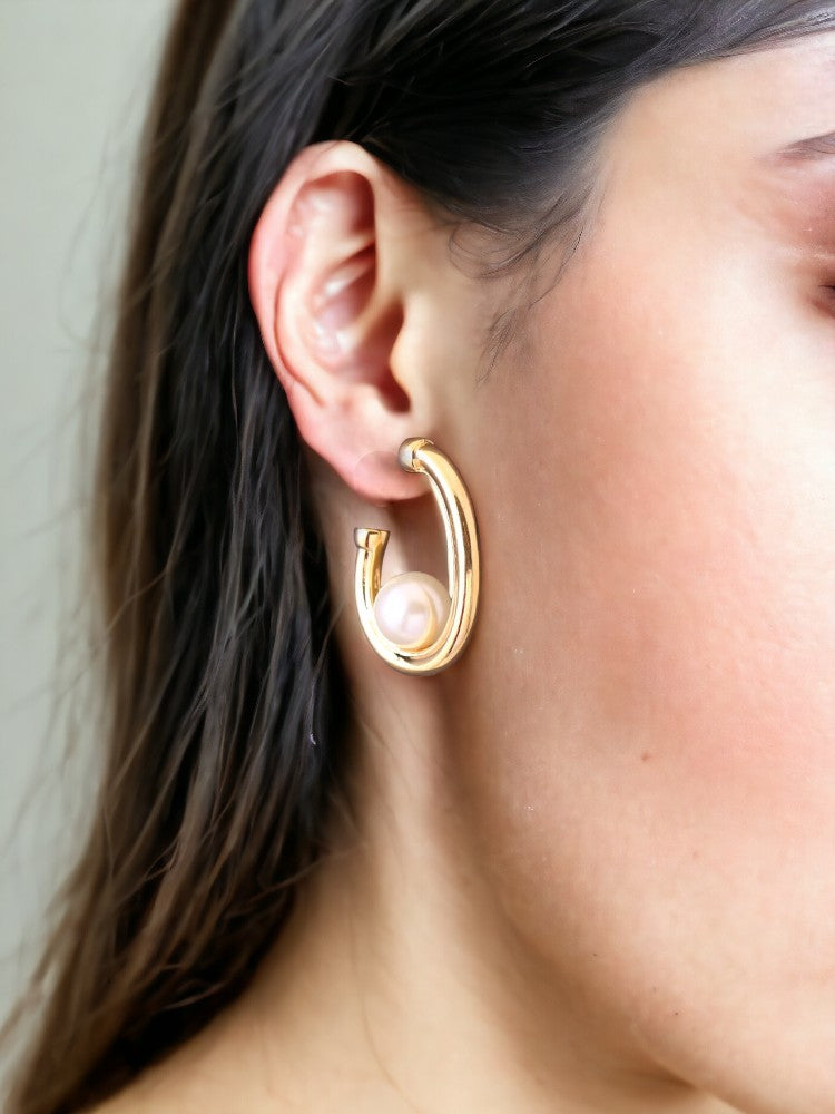 Golden Esmeralda Hoops