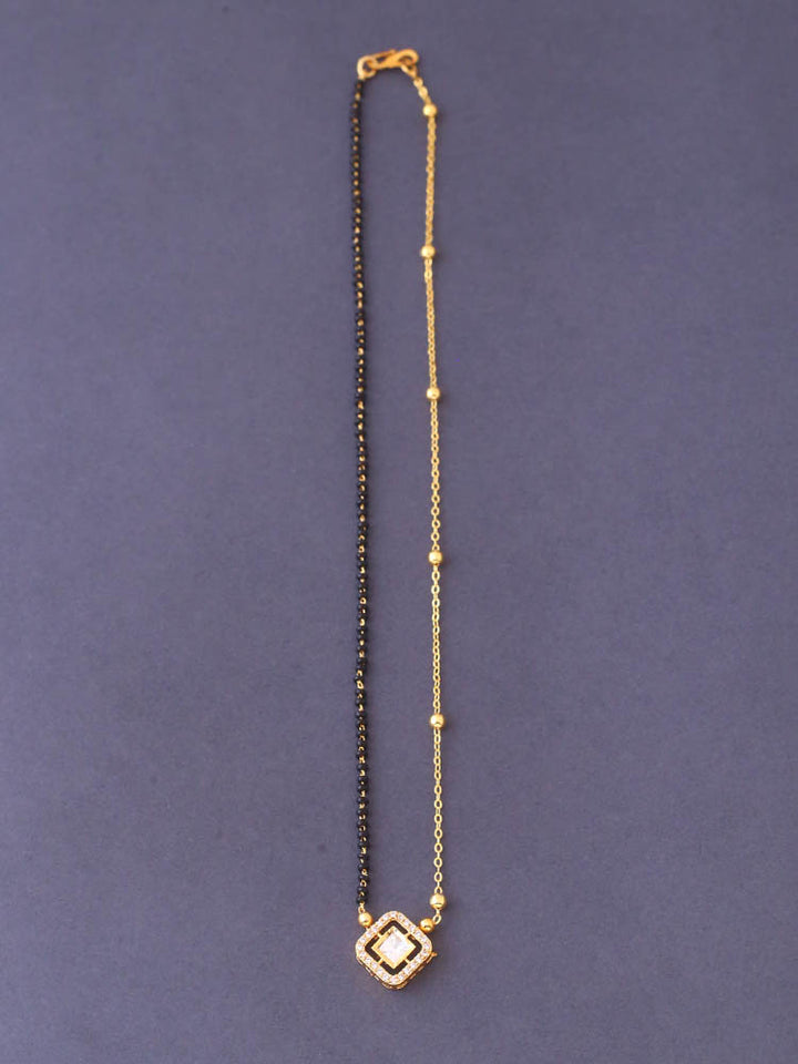 Golden Evety Mangalsutra