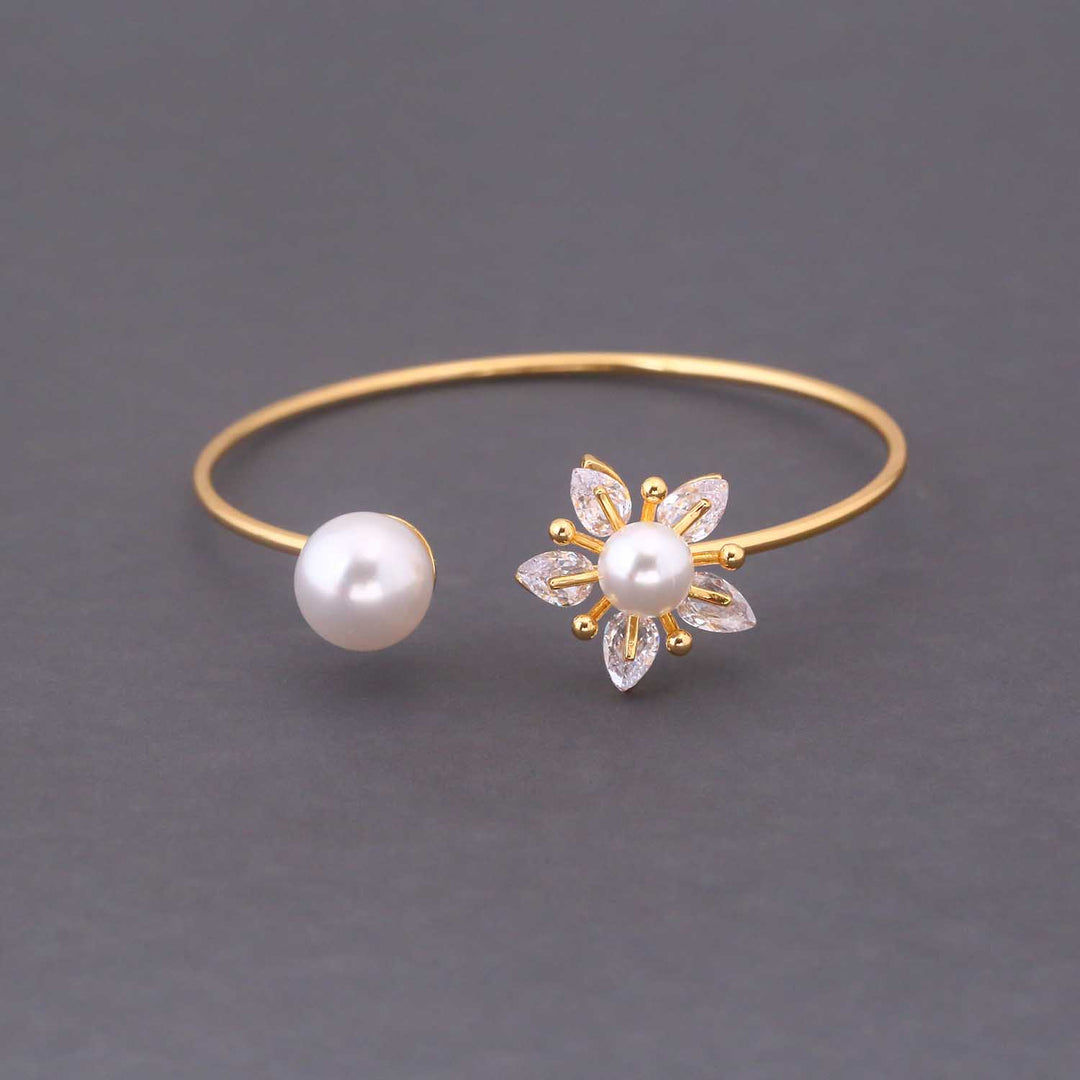 Golden Eza Zirconia Bracelet