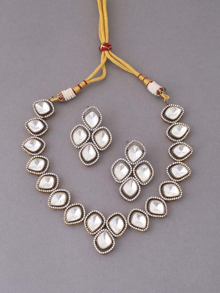 Golden Fida Jewellery Set