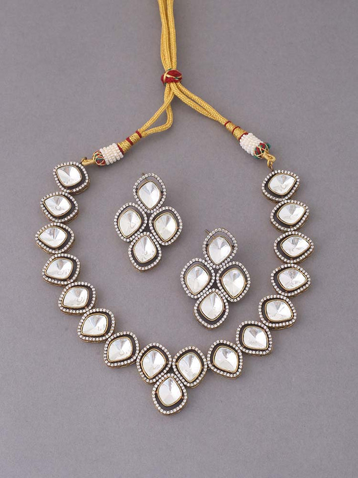 Golden Fida Jewellery Set