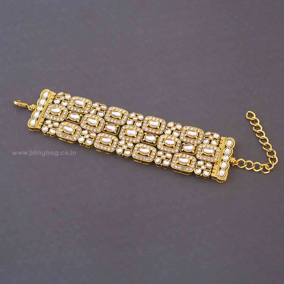 Golden Fiora Bracelet
