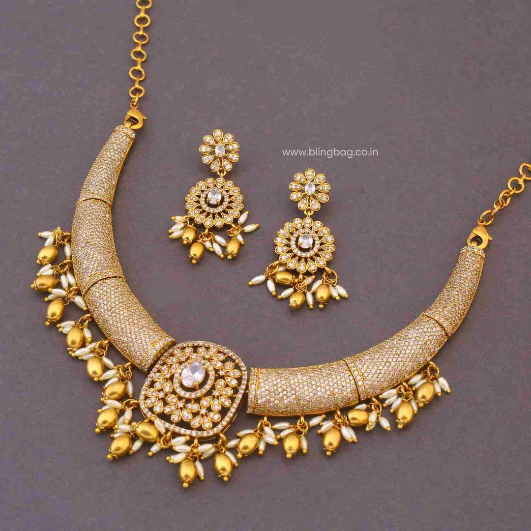 Golden Gemin Hasli Antique Jewellery Set - New Arrival
