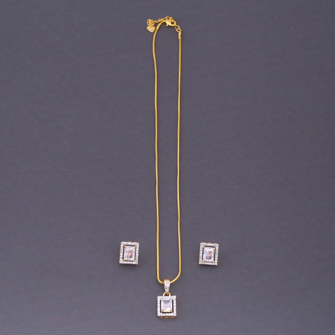 Golden Georgie Zirconia Pendant Set