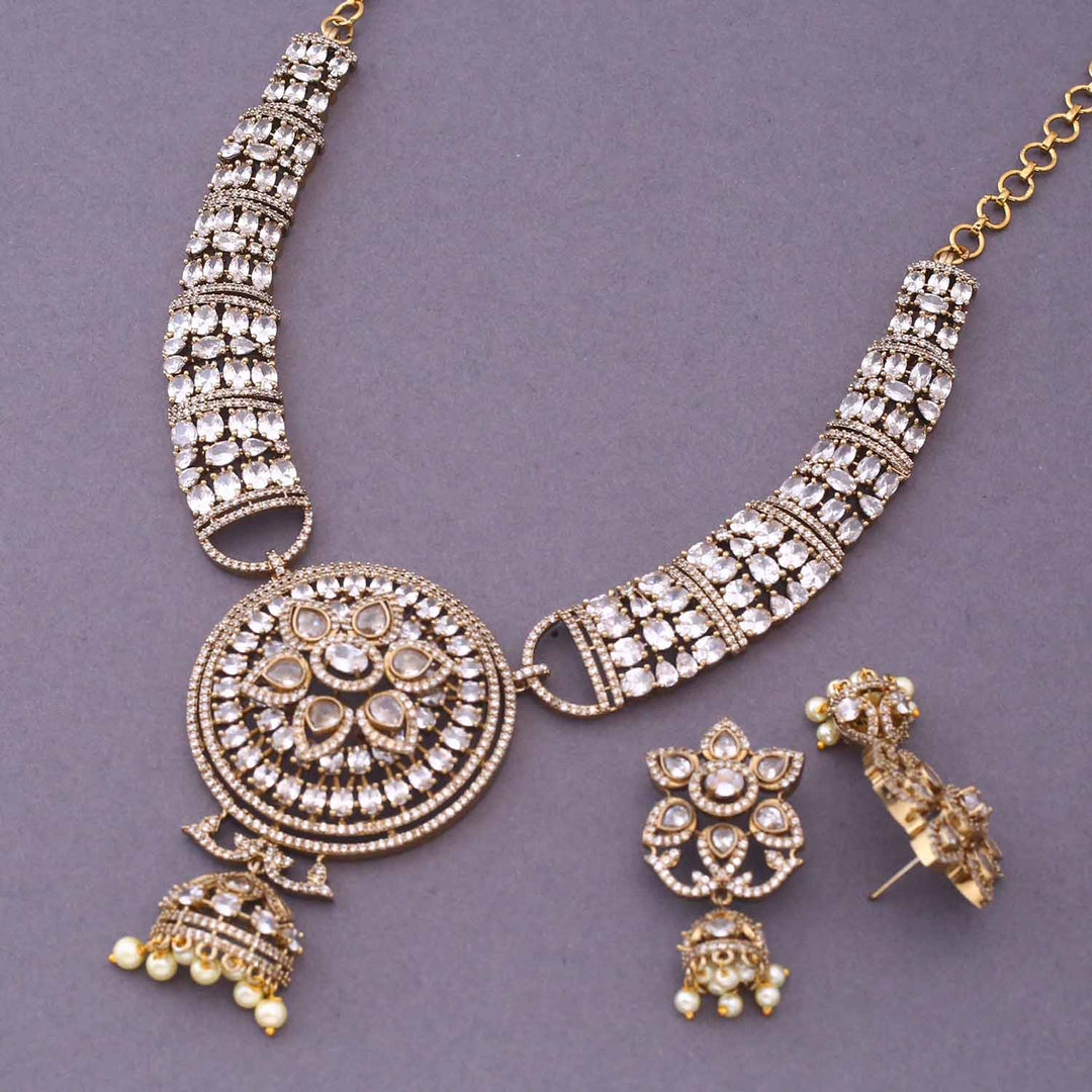 Golden Gietty Hasli Victorian Jewellery Set - New Arrival