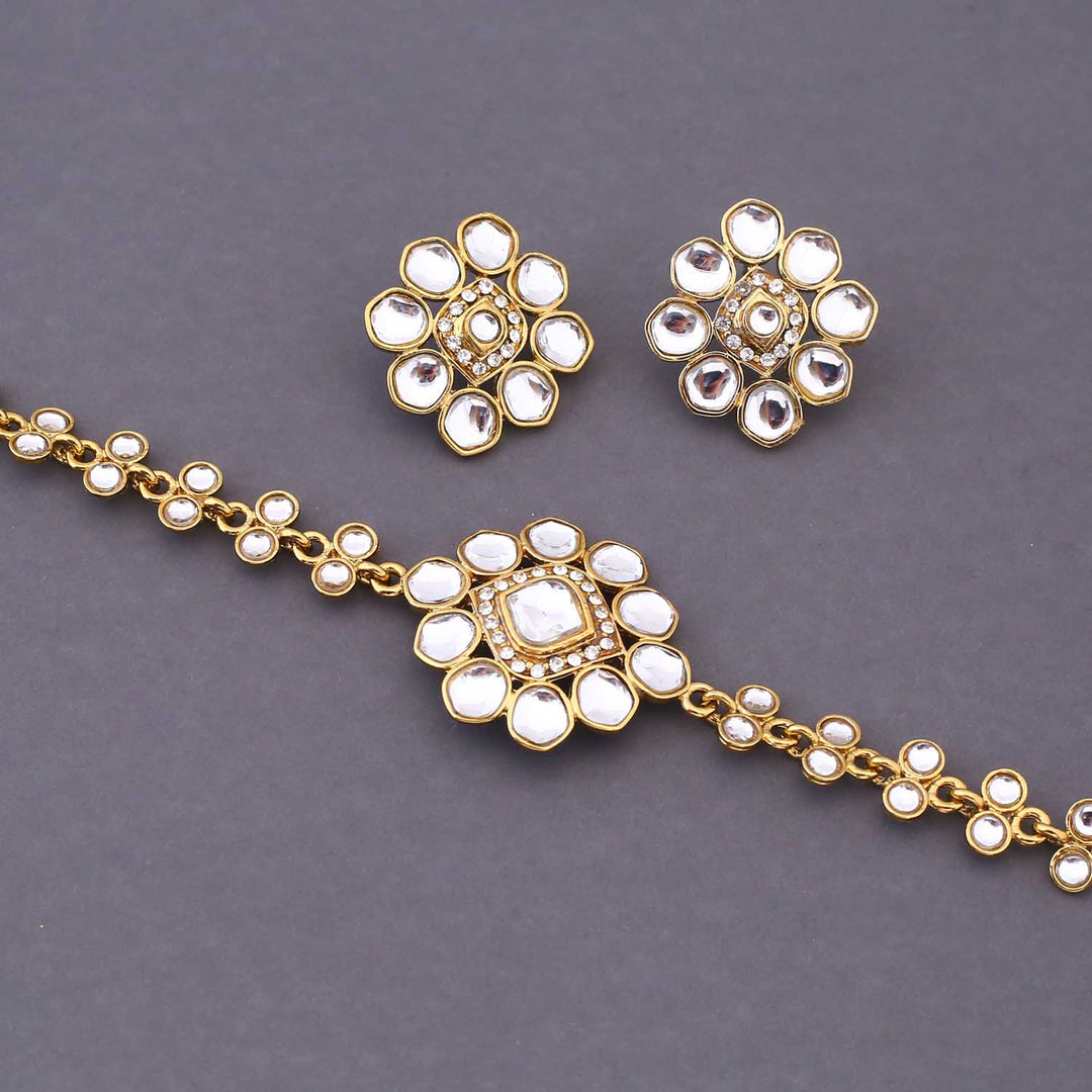 Golden Graffy Kundan Jewellery Set