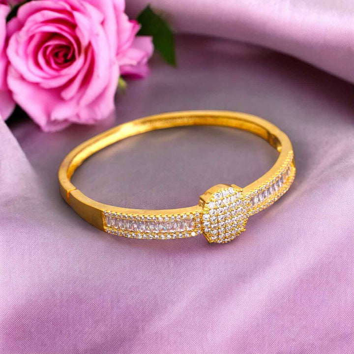 Golden Greily Zirconia Bracelet