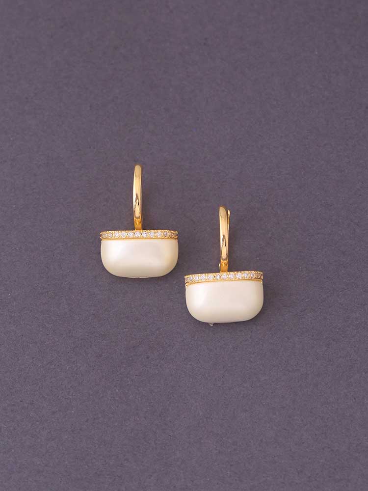 Golden Grethe Studs
