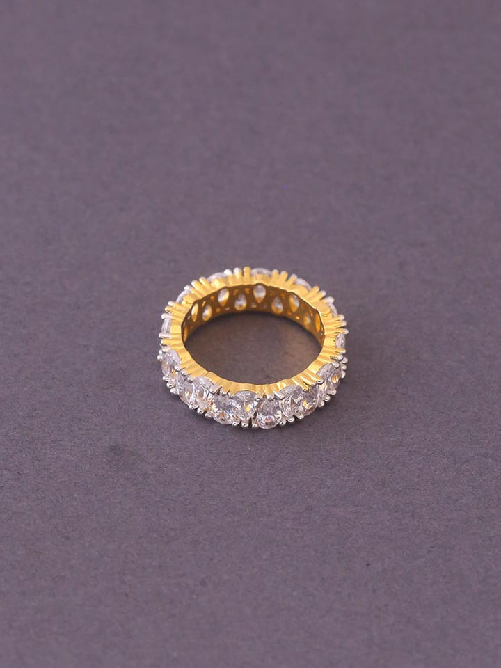 Golden Gunjan Zirconia Ring - EOSS