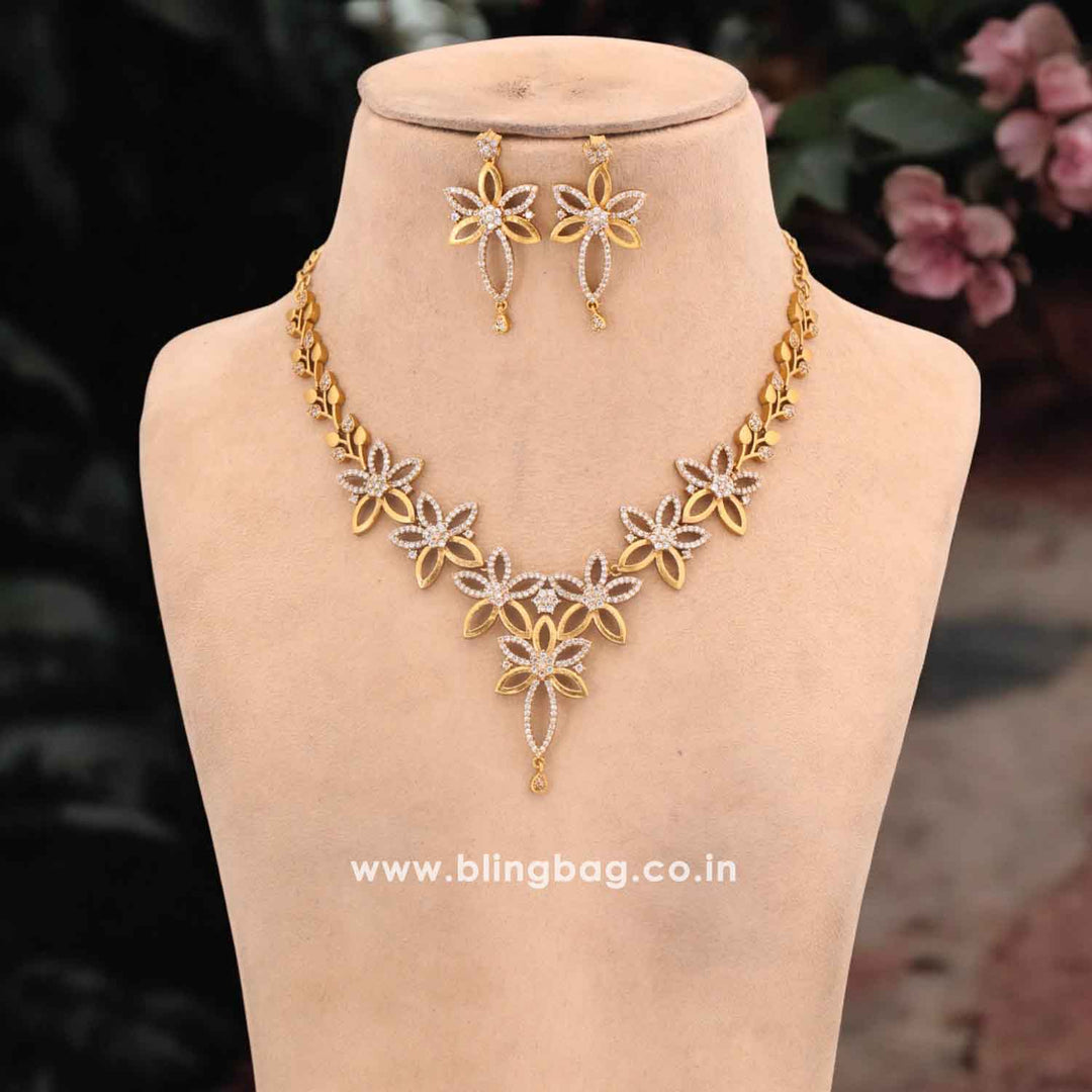 Golden Gunjana Antique Jewellery Set - New Arrival