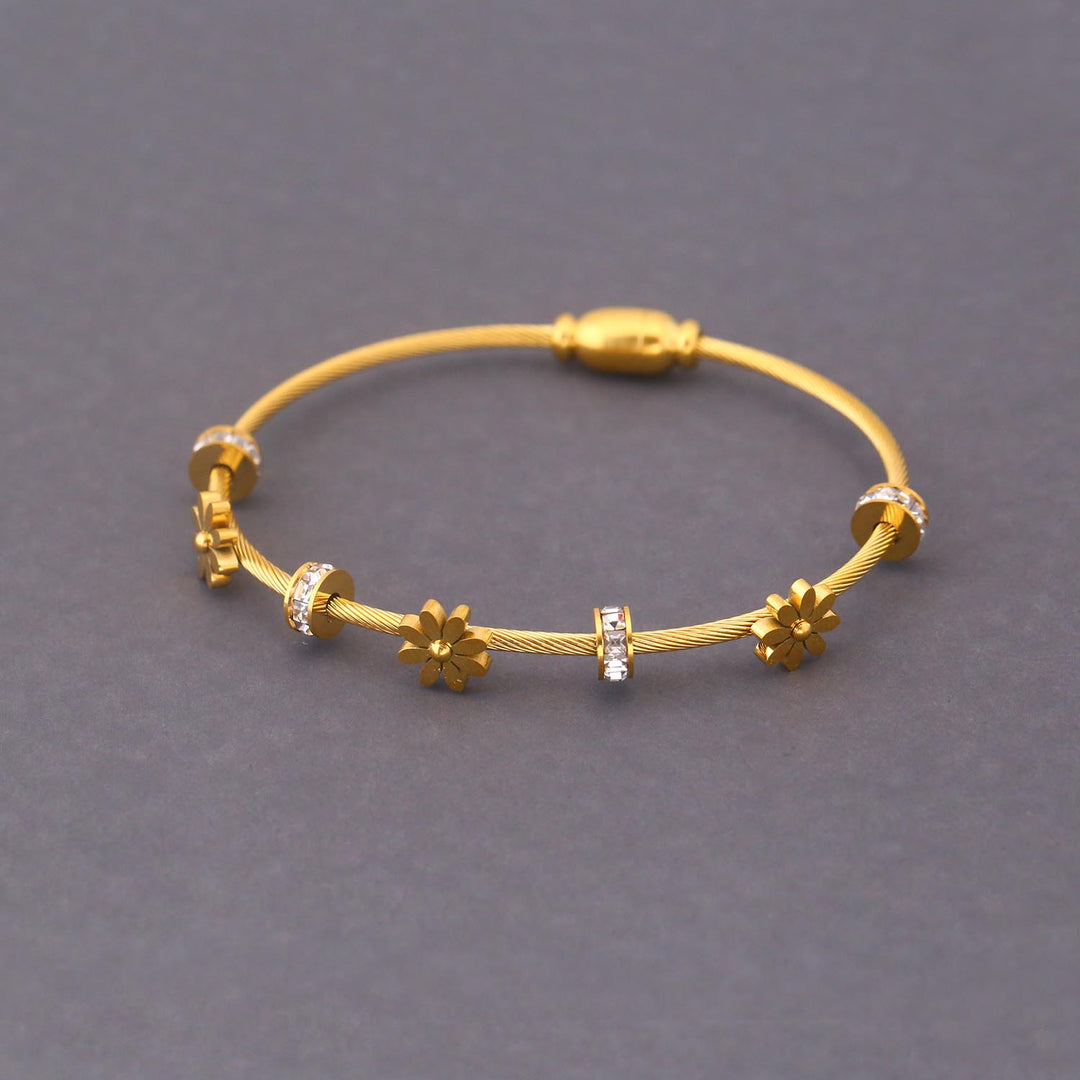 Golden Halle Bracelet