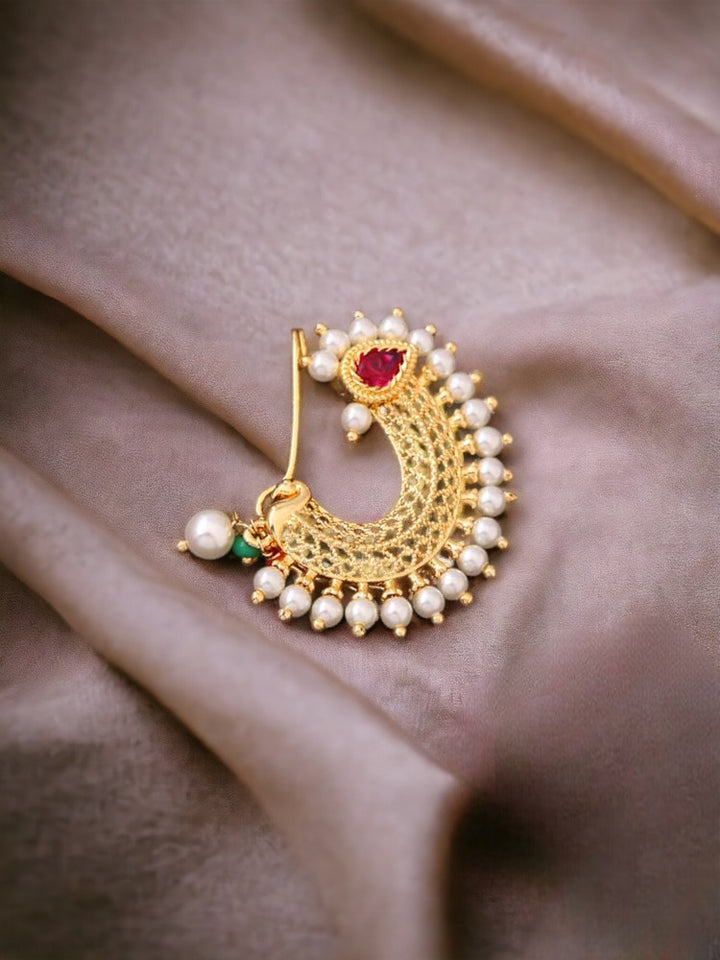 Golden Haniska Nosepin