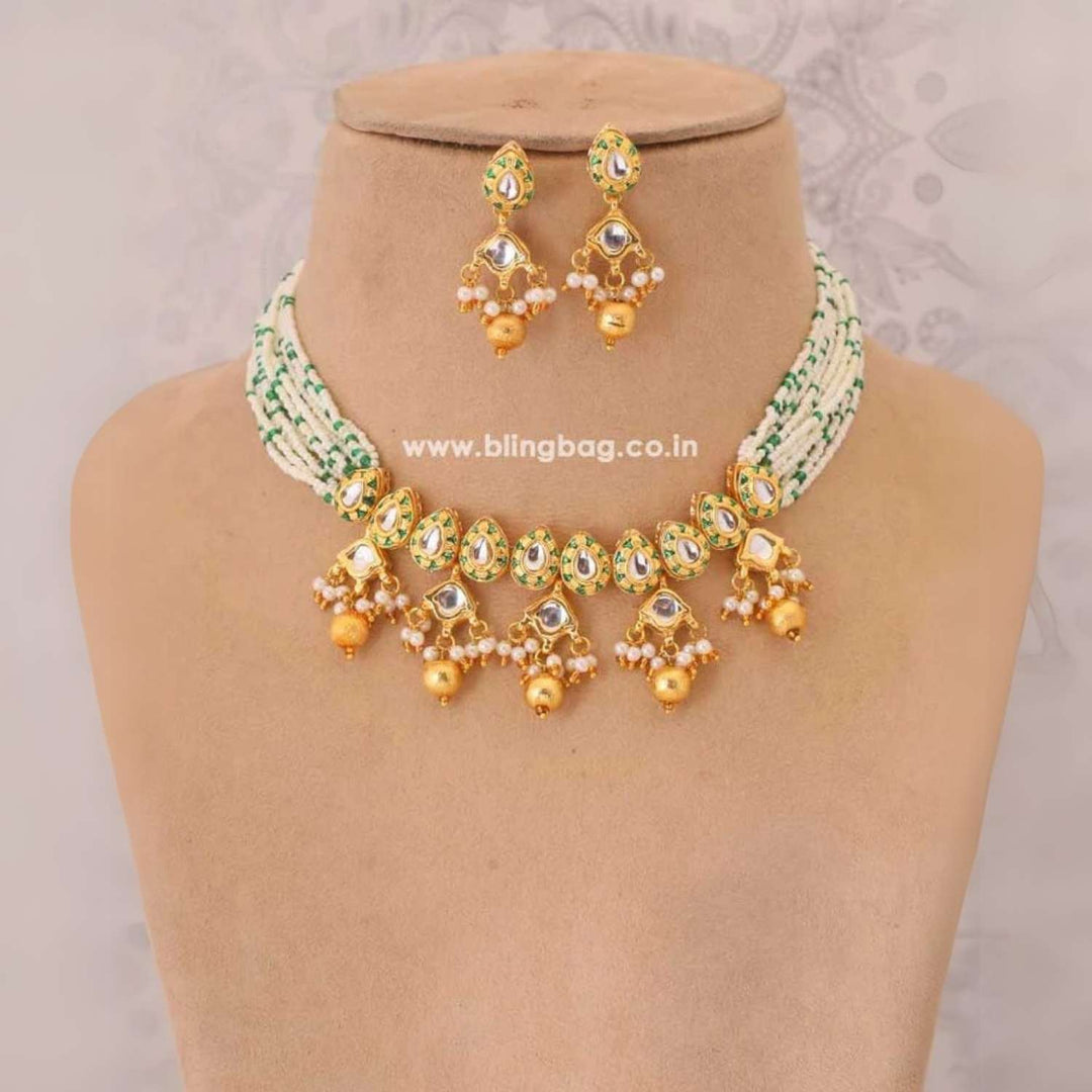 Golden Harini Antique Jewellery Set