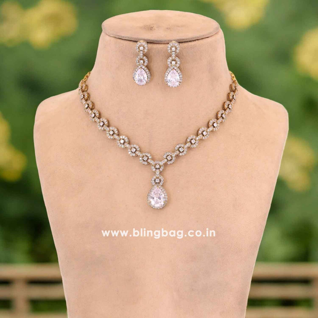 Golden Hristina Victorian Jewellery Set-New Arrival