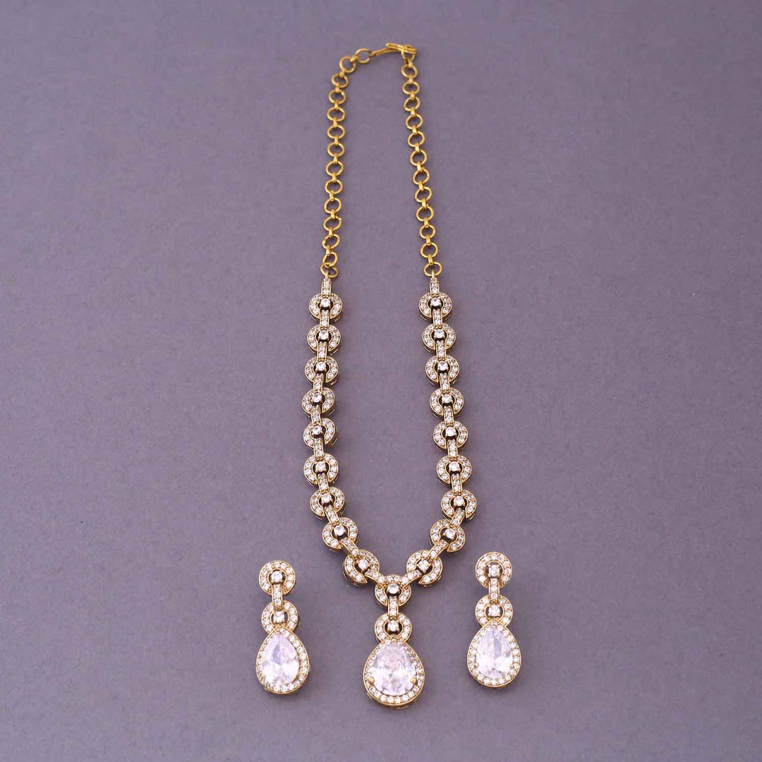 Golden Hristina Victorian Jewellery Set-New Arrival