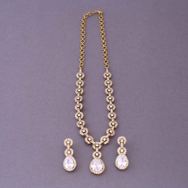 Golden Hristina Victorian Jewellery Set-New Arrival