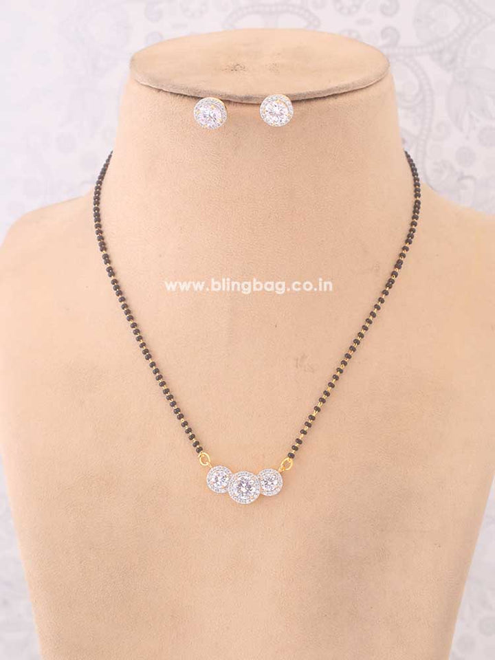 Golden Idhyah Pendant Mangalsutra Set