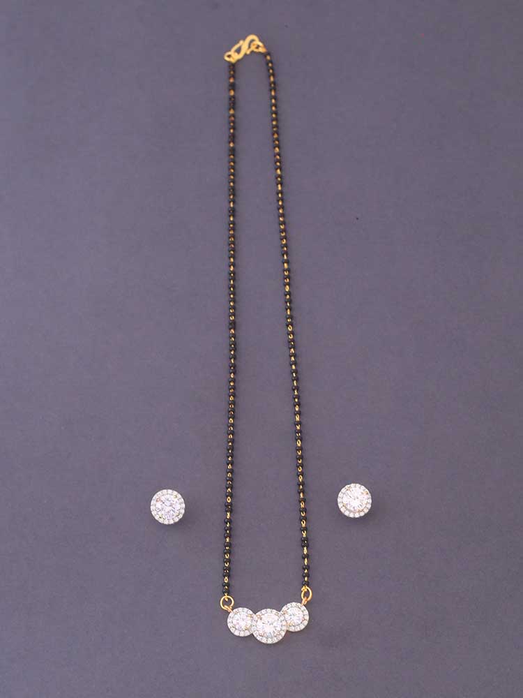 Golden Idhyah Pendant Mangalsutra Set