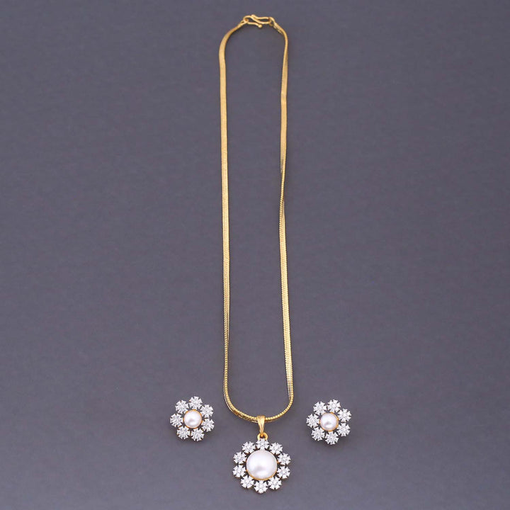 Golden Iona Zirconia Pendant Set