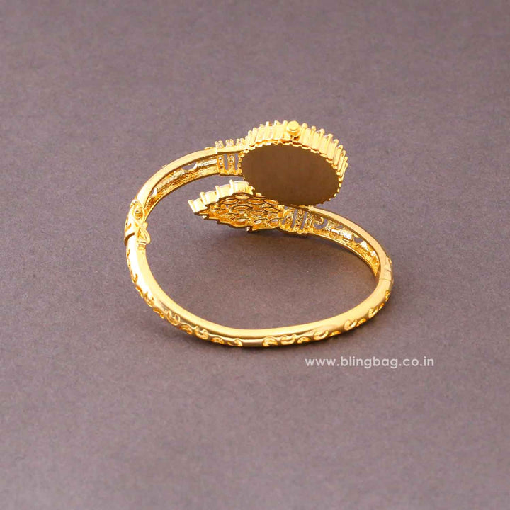 Golden Isabellae Zirconia Watch