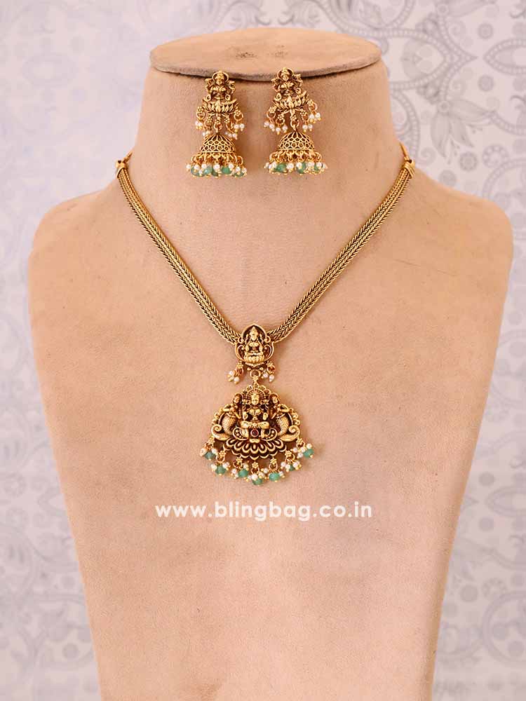 Golden Jaal Temple Pendant Set