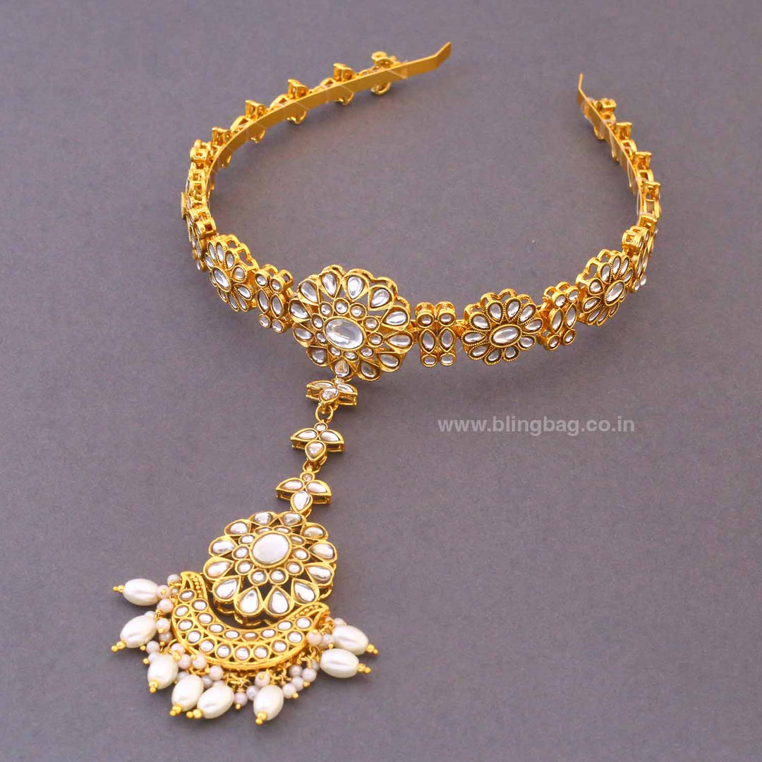 Golden Jagvi Hairband With Tikka