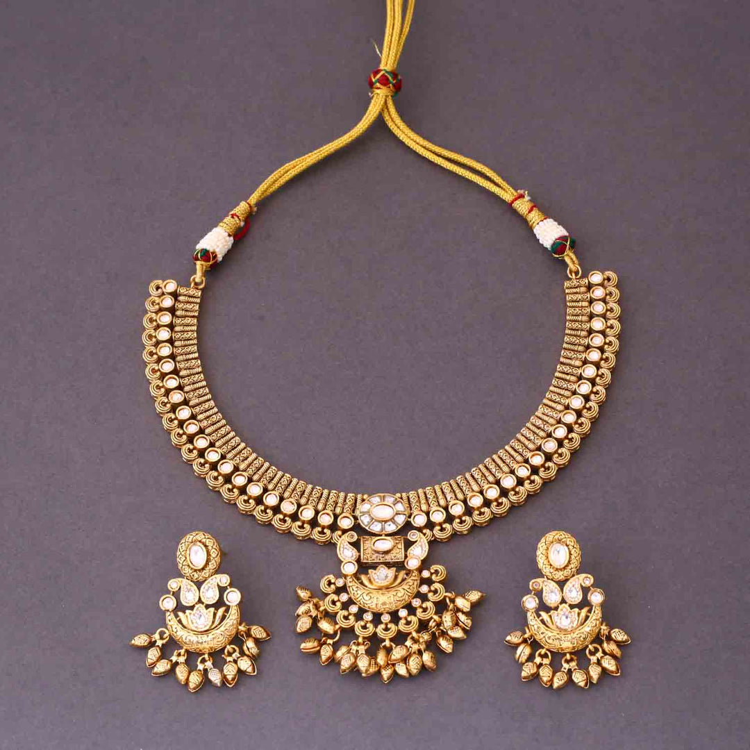 Golden Jahnvi Antique Rajwadi Set