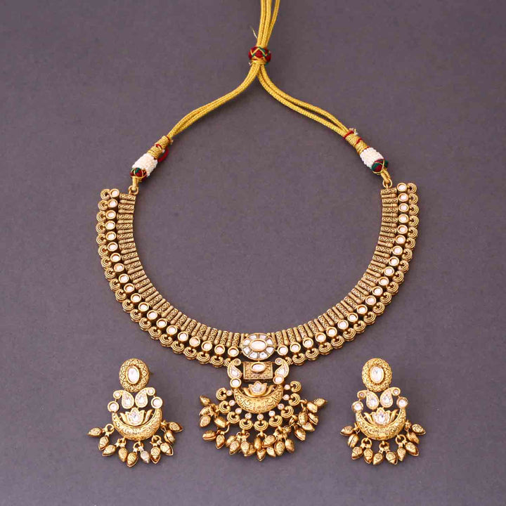 Golden Jahnvi Antique Rajwadi Set