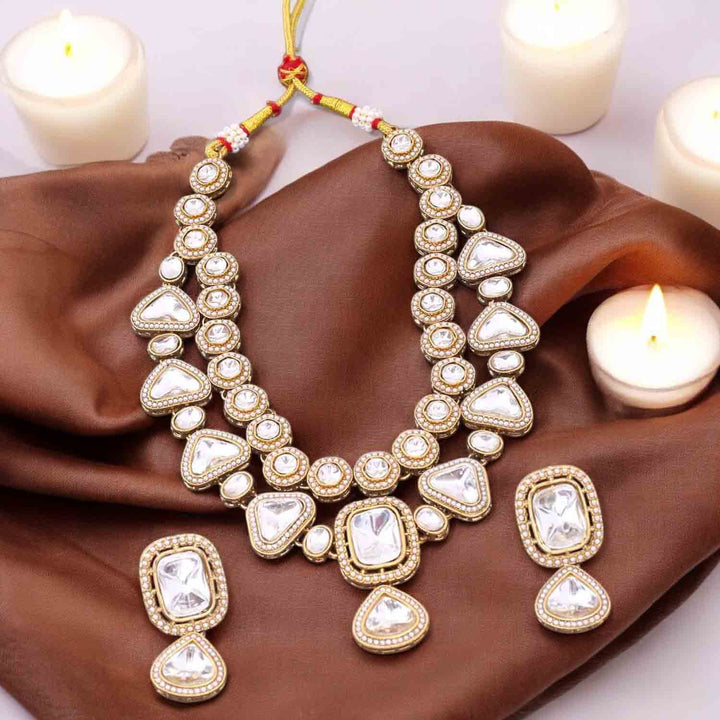 Golden Jayanshri Kundan Jewellery Set