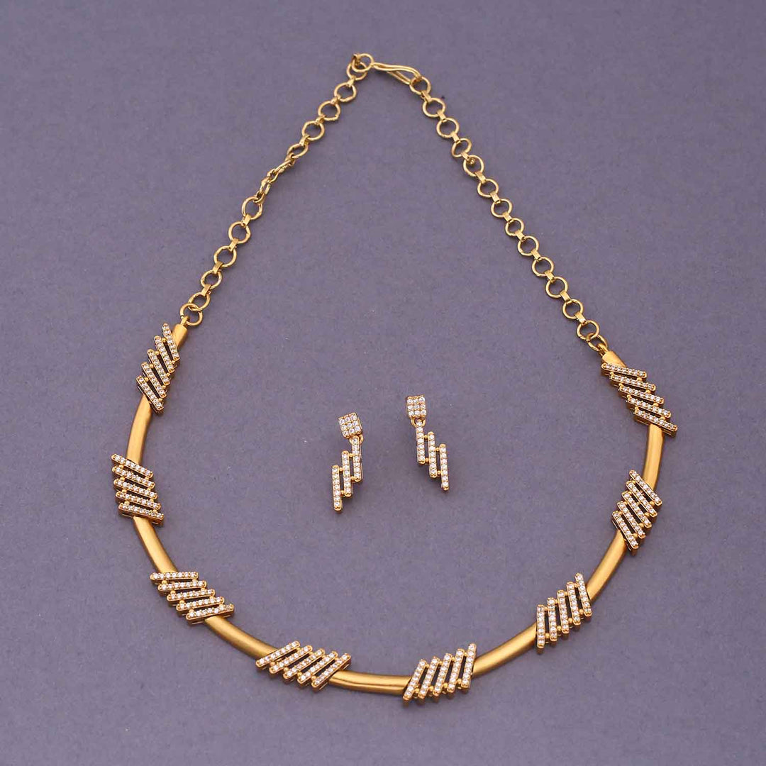 Golden Jyotsna Hasli Antique Jewellery Set - New Arrival