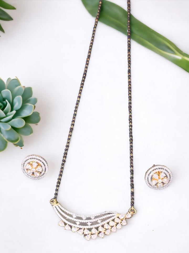 Golden Kahina Mangalsutra Set