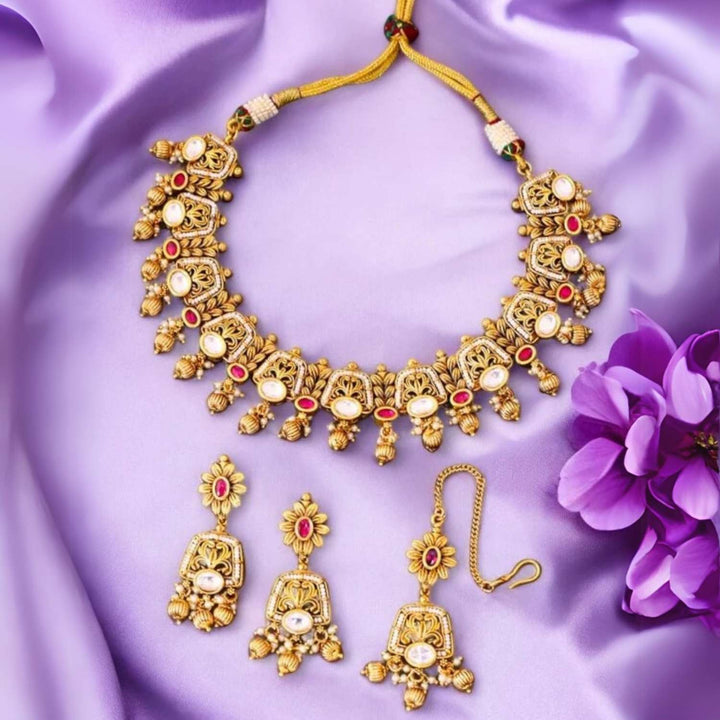 Golden Kanchana Antique Jewellery Set