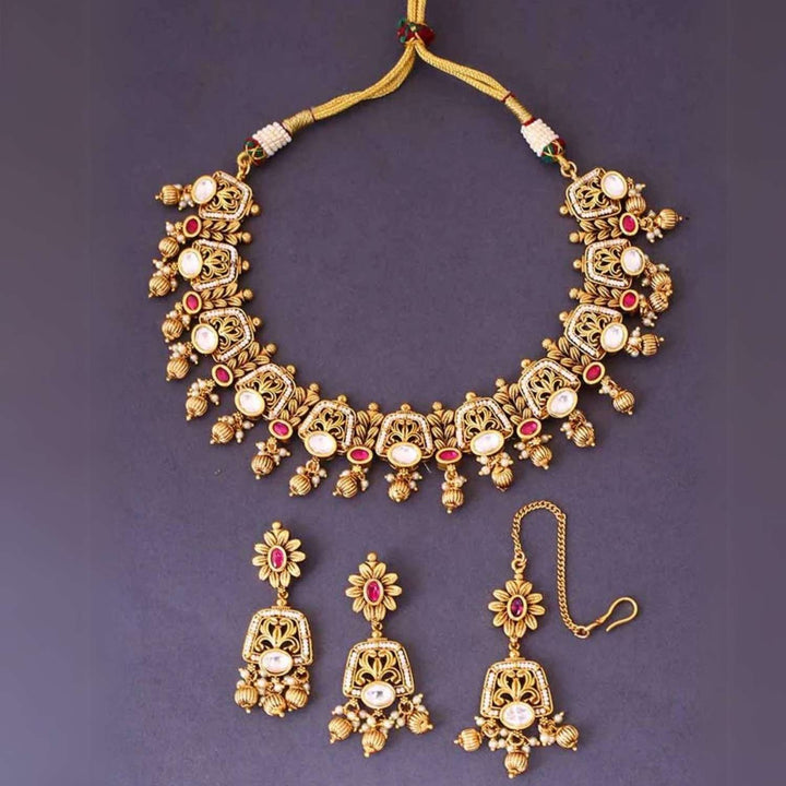 Golden Kanchana Antique Jewellery Set