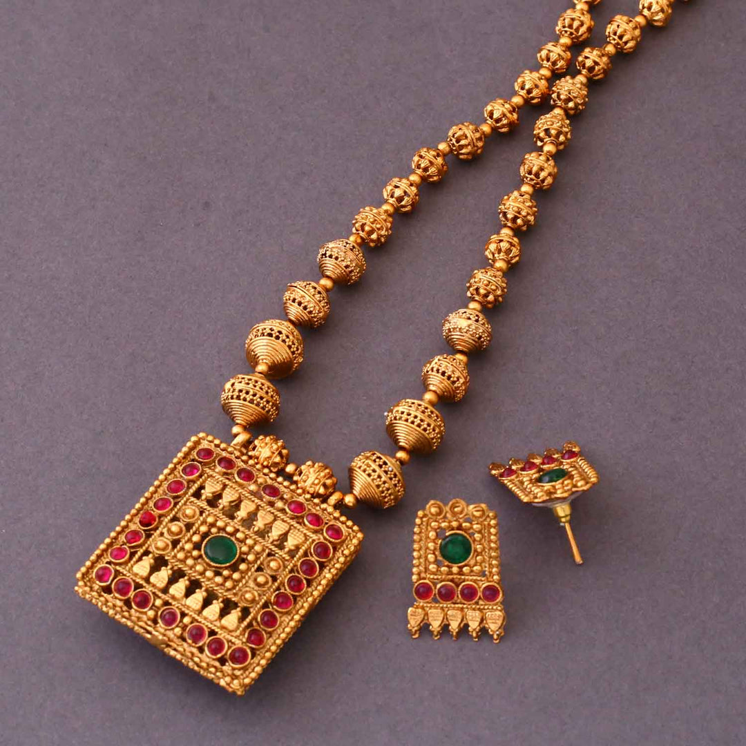 Kanyakumari Reversible Temple Jewellery Set - New Arrival